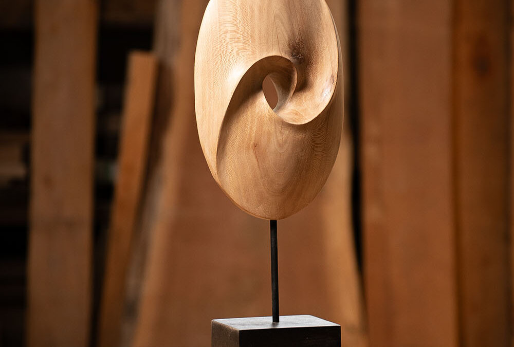 Talla en madera. Vórtice. Platano. 19x50x10.5cm. Gubiarte