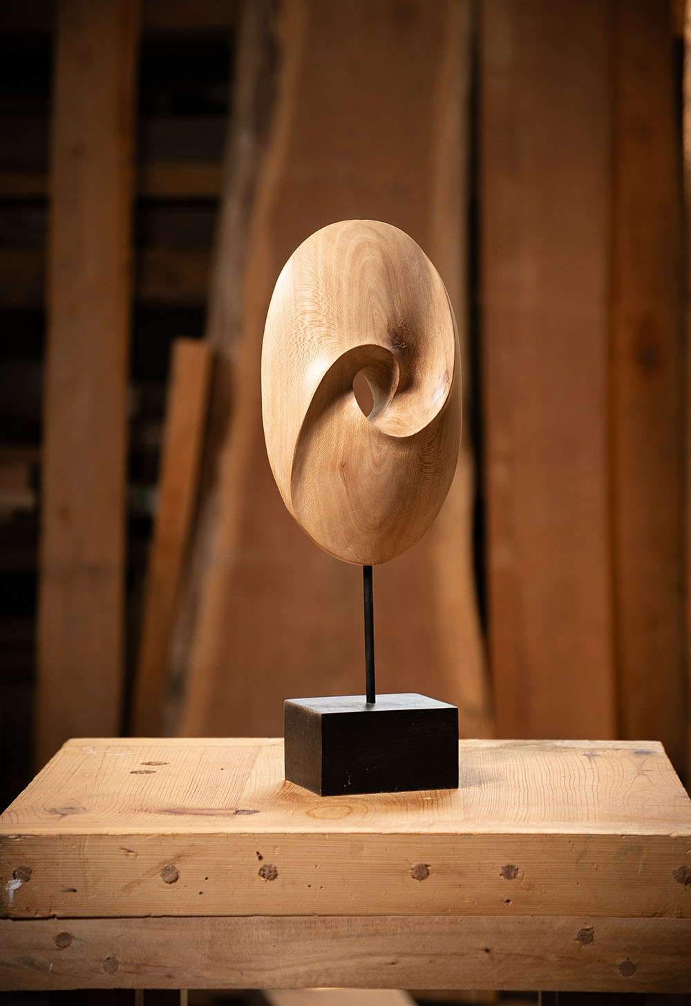 Talla en madera. Vórtice. Platano. 19x50x10.5cm. Gubiarte