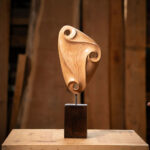 Talla en madera. Posibilidad I. 19x48x9cm. Aliso. Gubiarte