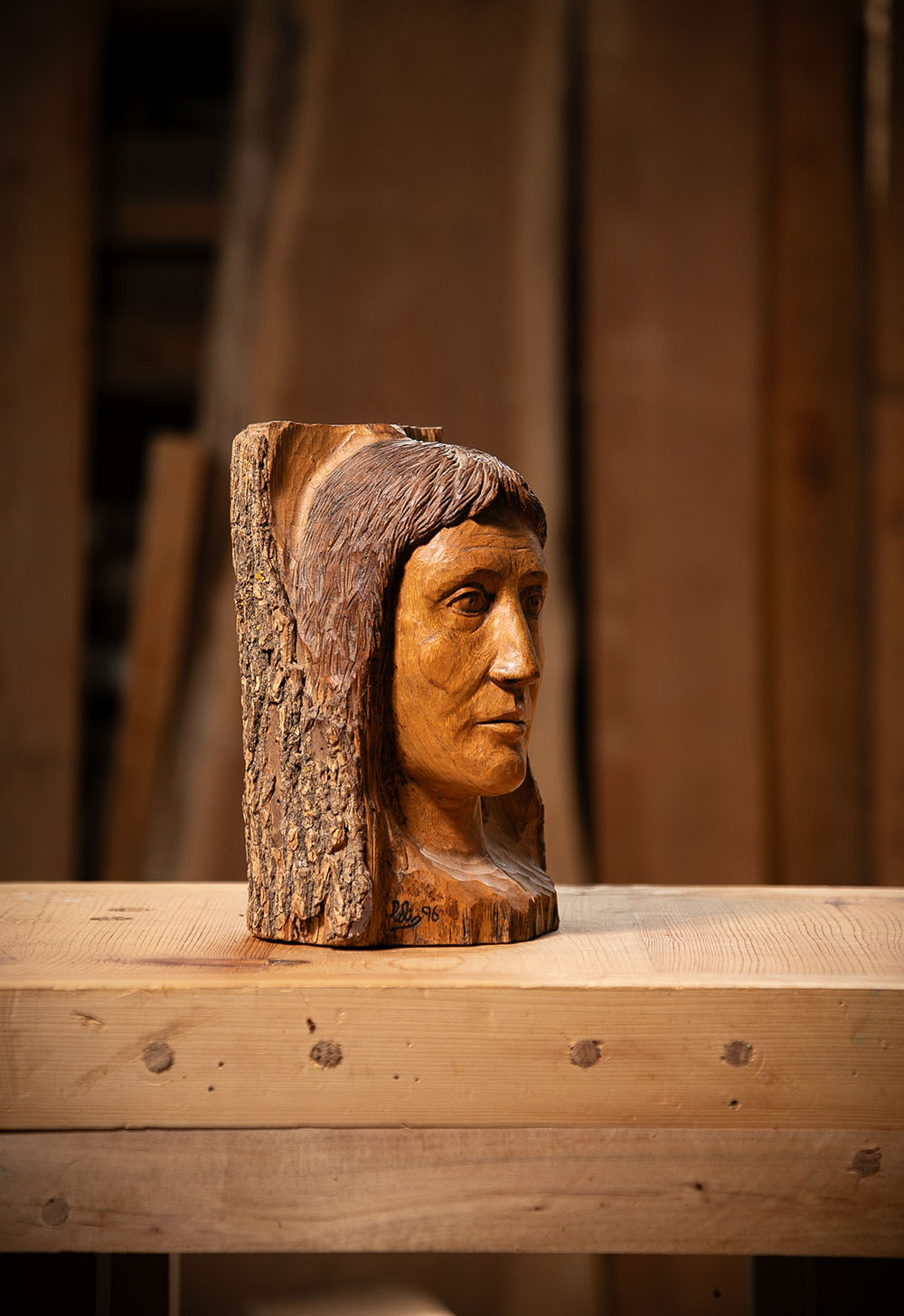 Talla en madera. Andrógino. Gubiarte