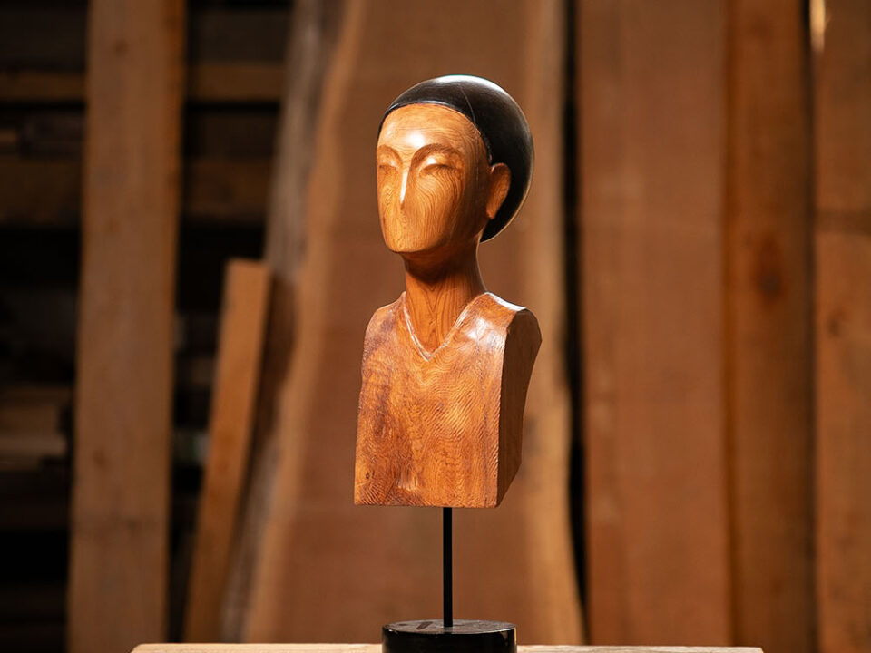 Talla en madera. Serie Imágenes del Bosque. Leza. Sabina y hierro. 13.5x53x17cm. Gubiarte