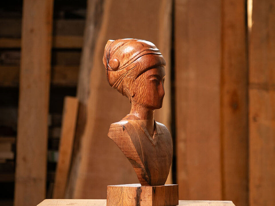 Talla en madera. Serie Imágenes del Bosque. Imagen IV. Encina. 24x48x18cm. Gubiarte