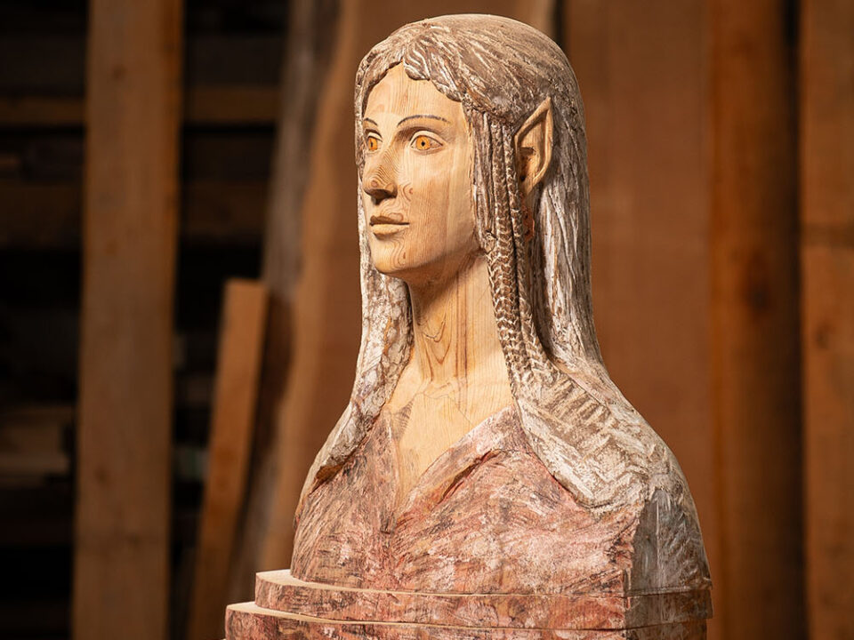 Talla en madera. Pino Valsaín. Gubiarte