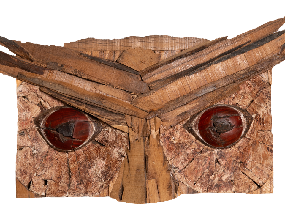 Talla en madera. Fragmentos. Búho. Roble. 152x76x22cm. Gubiarte.