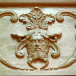 Talla en madera. Talla aplicada. Detalle friso roble. Gubiarte