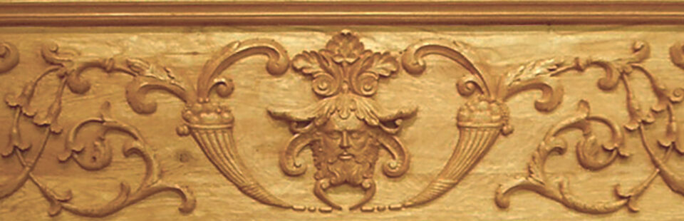 Talla en madera. Talla aplicada. Friso roble. Gubiarte