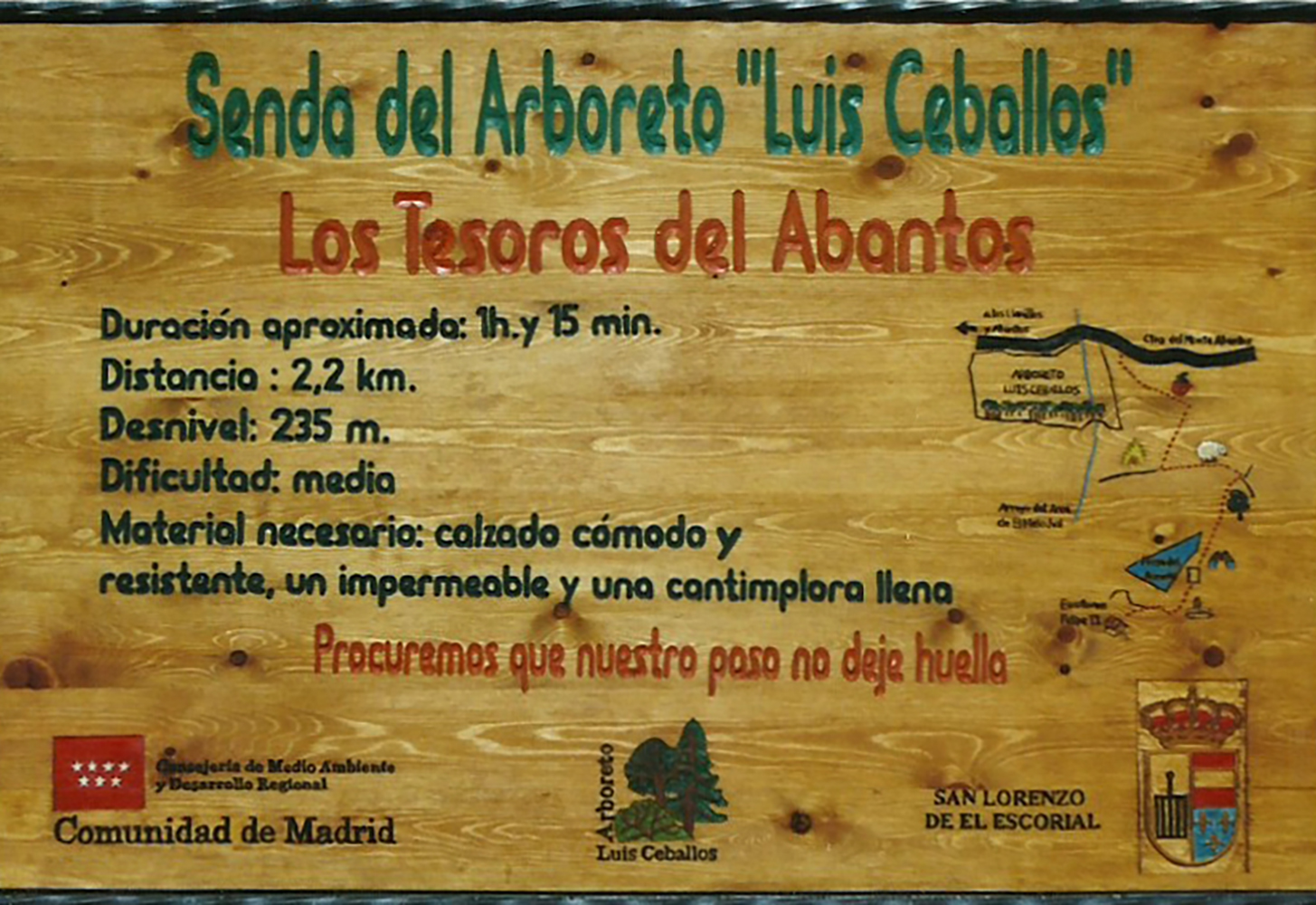 Talla en madera. Cartelería. Cartel Arboreto. Gubiarte