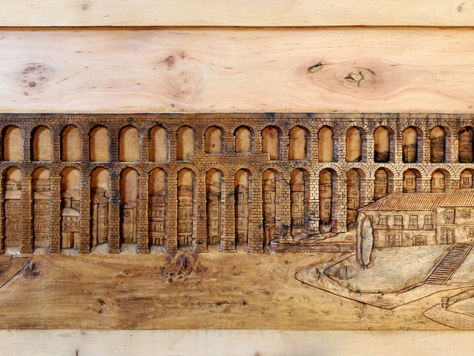 Talla en madera. Acueducto de segovia. Gubiarte