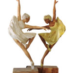 Talla en madera. Serie Movimiento. Amarillo y blanco. Gubiarte