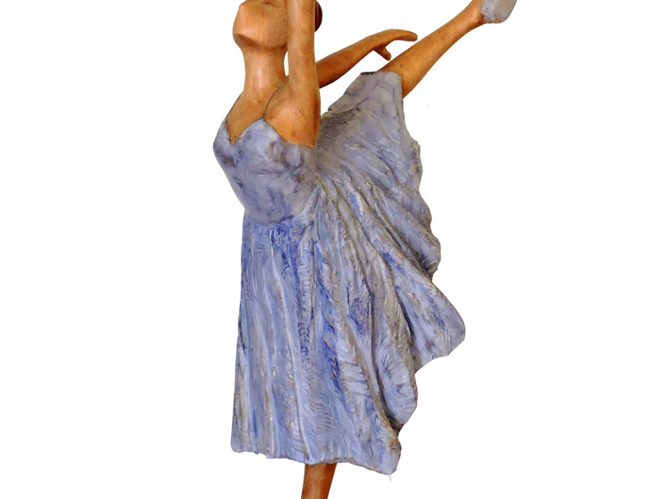 Talla en madera. Serie Movimiento. Bailarina VII. Aliso. 17x32x65 Gubiarte