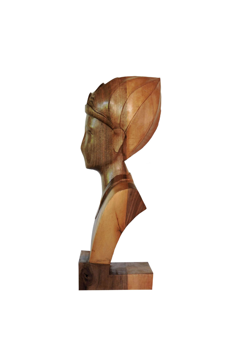 Talla en madera. Serie Imágenes del bosque. Imagen VIII. Nogal y Pino. Perfil. Gubiarte