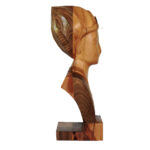 Talla en madera. Serie Imágenes del bosque. Imagen VIII. Nogal y Pino. Perfil. Gubiarte