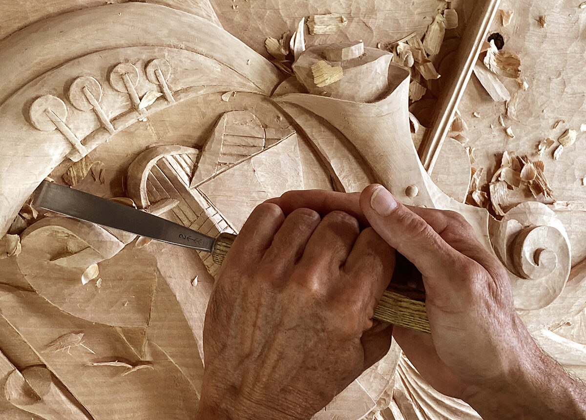 Taller de formación y cursos para talla de madera. Gubiarte en Torremocha del Jarama